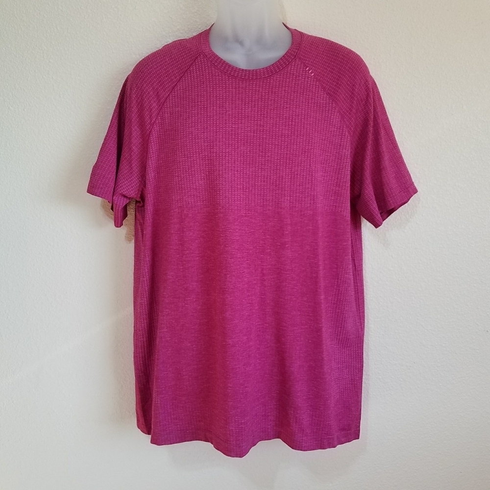 Men's Lululemon Athletic Shirt